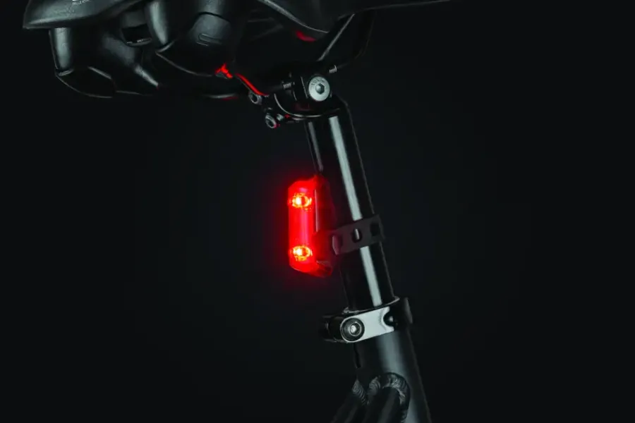 AXA achterlicht Greenline LED - usb oplaadbaar Best