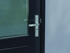 AXA veiligheidsbeslag Edge achterdeur aluminium smal schild met SKG 3-sterren 92 mm Hot