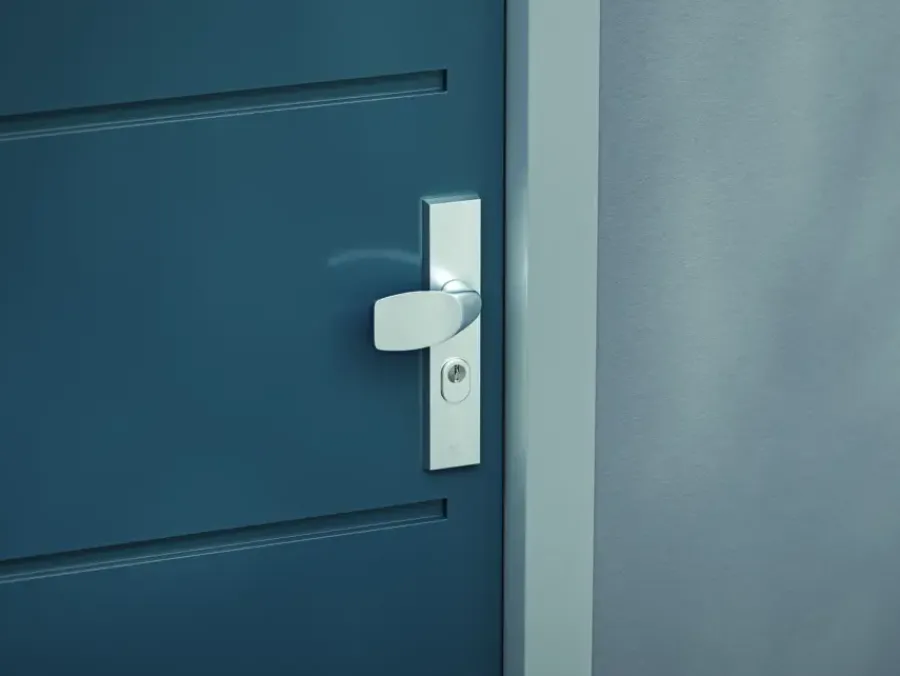 AXA veiligheidsbeslag Edge voordeur aluminium langschild met SKG 3-sterren 72 mm Clearance