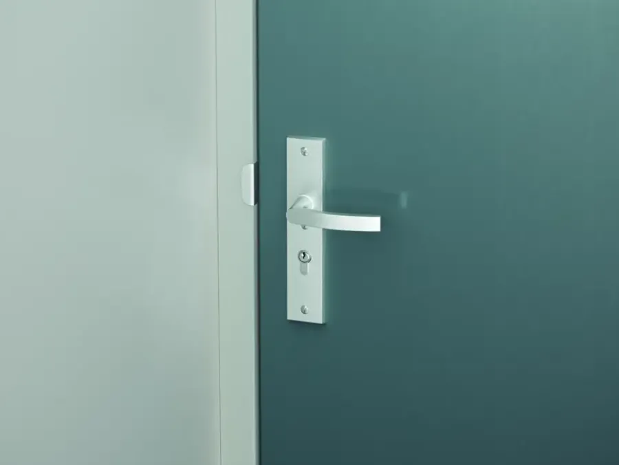 AXA veiligheidsbeslag Edge voordeur aluminium langschild met SKG 3-sterren 72 mm Clearance