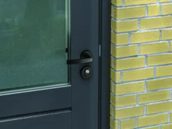 AXA veiligheidsbeslag Oval achterdeur zwart rozet met SKG 3-sterren Best