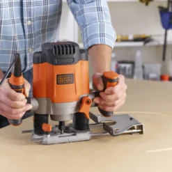 BLACK+DECKER bovenfrees KW1200E-QS New