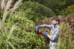 BLACK+DECKER elektrische heggenschaar BEHTS401 Discount