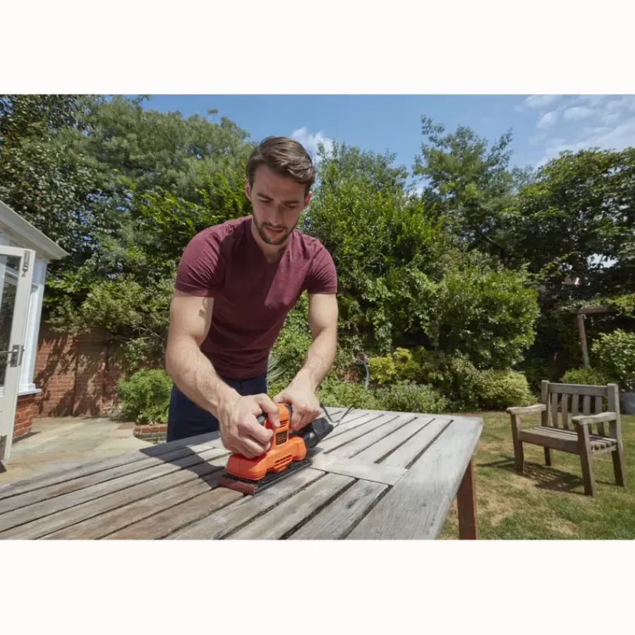 BLACK+DECKER schuurmachine BEW220-QS Clearance