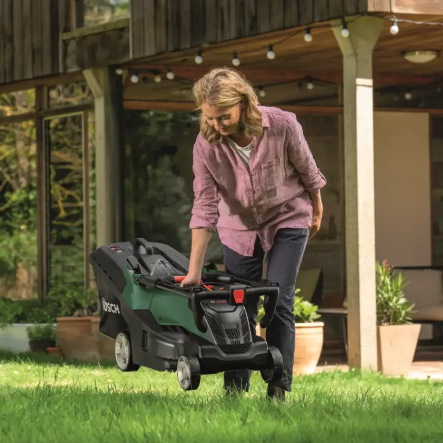 Bosch grasmaaier 1700W AdvancedRotak 40-650 Clearance