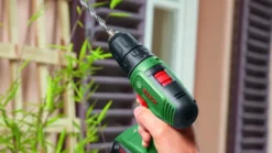 Bosch 18V accuboormachine EasyDrill Systeembox met 241 accessoires (incl. 2 accu's 1.5Ah + lader) New