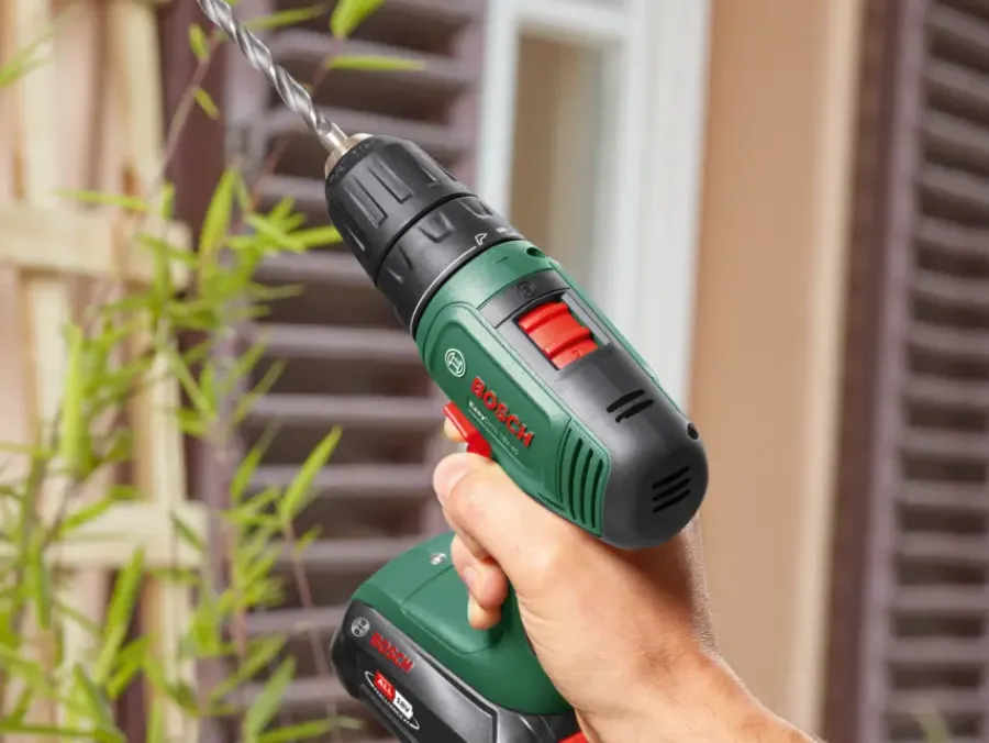 Bosch 18V accuboormachine Easydrill (incl. 2.0Ah accu + lader) Outlet