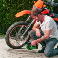 Bosch 18V luchtpomp UniversalPump (zonder accu) Outlet