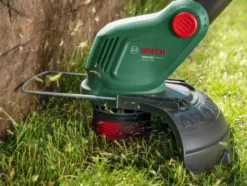 Bosch 18V trimmer Universal (zonder accu) Clearance