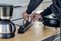 Brennenstuhl Contactdoos met Deksel IP44 6-voudig 2 Meter Hot