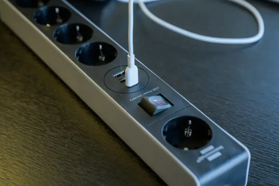 Brennenstuhl stekkerdoos 5-voudig met 2 USB-A en 1 USB-C poort Online