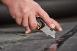 FISKARS vouwmes CarbonMax Hot