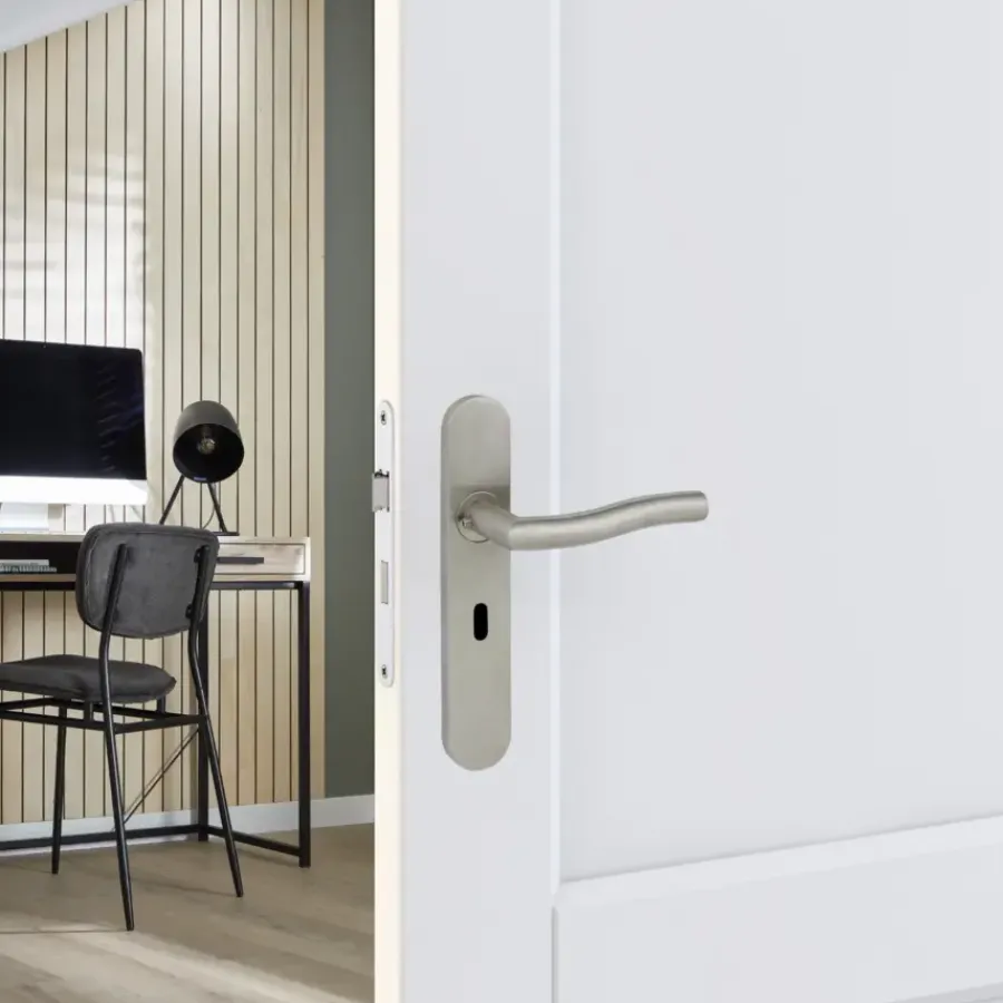 KARWEI deurkruk set Kevin ovaal schild sleutelgat 56 mm RVS Outlet