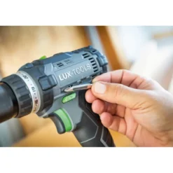 LUX 20V accuboormachine + 2,0Ah accu + lader Discount