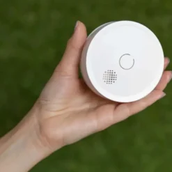 SHELLY Plus Smoke Alarm slimme rookmelder WiFi Bluetooth Outlet