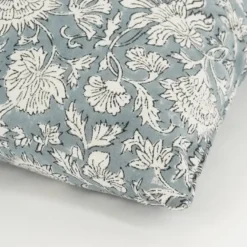 Sierkussen bloemen blauw - l45xb45xh10cm