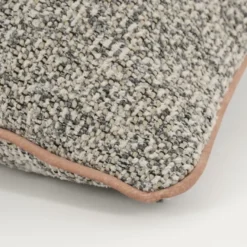 Sierkussen bouclé grijs - l45xb45xh10cm