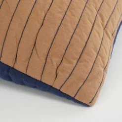 Sierkussen donker bruin patchwork - l55xb35xh10cm