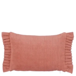 Sierkussen ruffled d.roze - l55xb35xh10cm