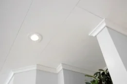 Geen Wand-en plafondpaneel MDF Ecoline wit 130x20 cm, dikte 7 mm 3,64 m² Hot